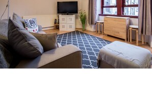 Room - Spacious 2 Bedroom, Dumbarton Road, Free Parking (Glasgow)