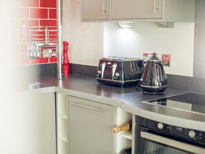 Apartment (1 Bedroom) | Private kitchen