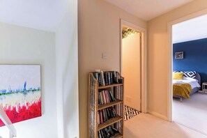 Apartment (1 Bedroom) | 1 bedroom, iron/ironing board, WiFi, bed sheets