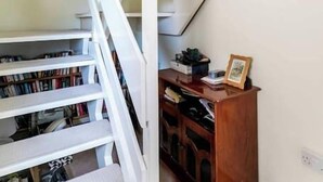 Interior - Stylish Bright Cambridge Home (Cambridge)