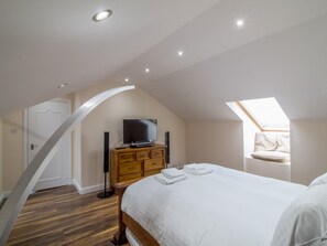 Apartment (2 Bedrooms) | 2 Schlafzimmer, Bügeleisen/Bügelbrett, kostenloses WLAN, Bettwäsche
