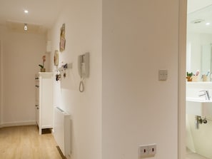 Apartment (1 Bedroom)