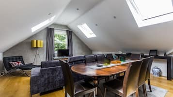 Ofen, Kochgeschirr/Geschirr/Besteck