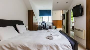 3 Schlafzimmer, Bügeleisen/Bügelbrett, kostenloses WLAN, Bettwäsche