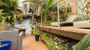 Property grounds - Luxury 3bdr House W/private Garden&stunning Views (Brighton)