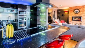 House (3 Bedrooms) | Private kitchen - Luxury 3bdr House W/private Garden&stunning Views (Brighton)