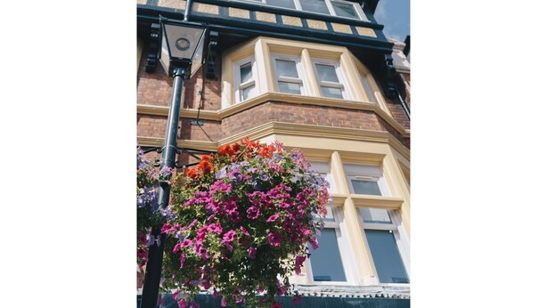 Exterior detail - Modern Flat in the Heart of Reading (Reading)