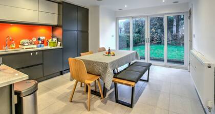 Modern Massive Family Home South Manchester