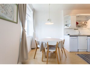 Apartment (1 Bedroom) | Private kitchen