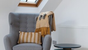 Living room - Modern Gem in Georgian Listed Building of City (Edinburgh)
