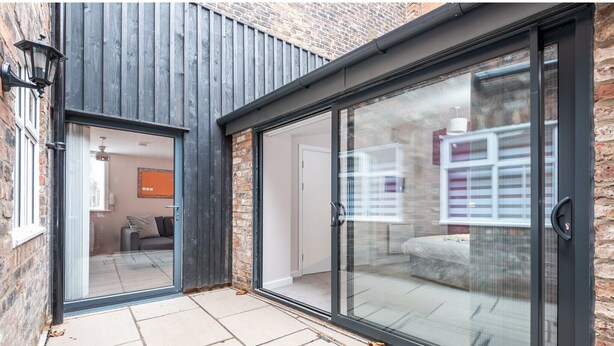 Unclassified image, 1 of 17, button - Beautiful, Top-spec apt for up to 4 in York Centre (York)