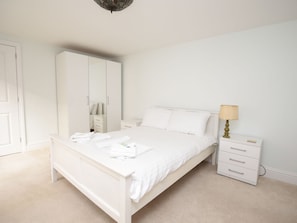 1 bedroom, iron/ironing board, bed sheets