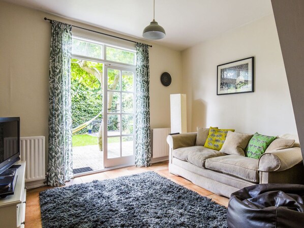 Appartement (2 Bedrooms) | Coin séjour