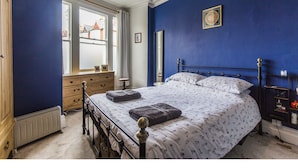 Unclassified image, 2 of 19, button - Beautiful Victorian Period Conversion in SW London (London)