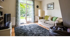 Unclassified image, 5 of 19, button - Beautiful Victorian Period Conversion in SW London (London)