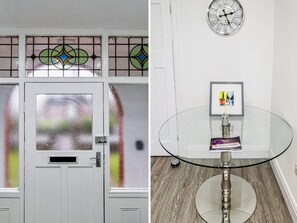 Interior entrance - Stunning 2BR Apt South Manchester For 6! (Manchester)