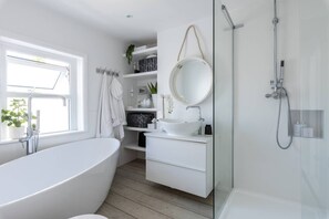 บ้านพัก (3 Bedrooms) | ห้องน้ำ | ไดร์เป่าผม, ผ้าเช็ดตัว