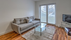 Apartment (2 Bedrooms) | Living room - Stunning 2BR Apt West Didsbury South Manchester! (Manchester)