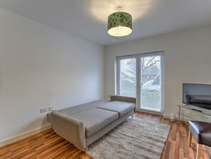 Apartment (2 Bedrooms) - Stunning 2BR Apt West Didsbury South Manchester! (Manchester)