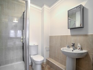 Departamento (2 Bedrooms) | Baño | Toallas y papel de baño