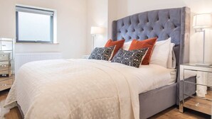 House (2 Bedrooms) | 2 bedrooms, iron/ironing board, WiFi (free), bed sheets - Stunning 2BR New Build in Heart of Stoke Newington (London)