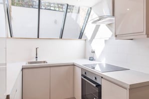 House (2 Bedrooms) | Private kitchen