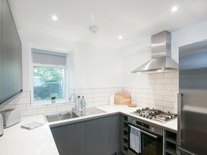 Apartment (2 Bedrooms) | Private kitchen