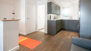 Apartment (2 Bedrooms) | Private kitchen