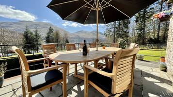 House | Terrace/patio