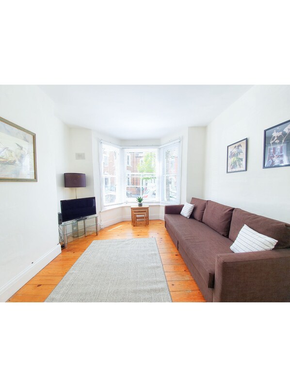 40-Zoll-Smart-TV mit Digitalempfang, Fernseher, Streaming-Dienste