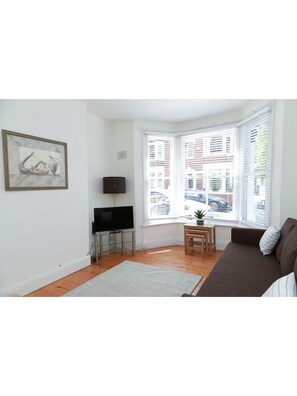 40-Zoll-Smart-TV mit Digitalempfang, Fernseher, Streaming-Dienste