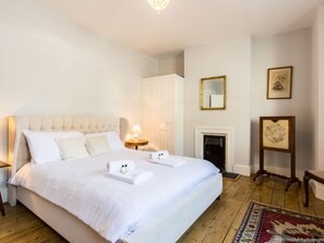 Apartment (3 Bedrooms) | 3 Schlafzimmer, Bügeleisen/Bügelbrett, Bettwäsche