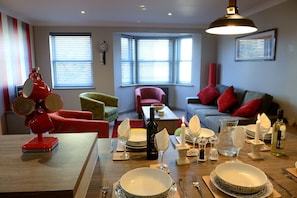 Apartment (2 Bedrooms) | Private kitchen - Striking Boutique Style 2 BDR in Vibrant Kemp Town (Brighton)