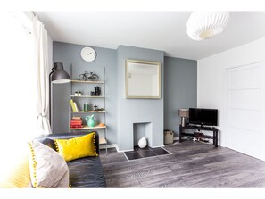 Unclassified image, 4 of 23, button - Renovated 3BR Home Close to Science Park & A14 (Cambridge)