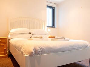 Apartment (2 Bedrooms) - Riverside Simplicity: Great Views/secure Parking! (Glasgow)