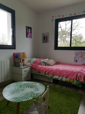3 bedrooms, WiFi