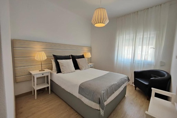 Wifi gratis y ropa de cama