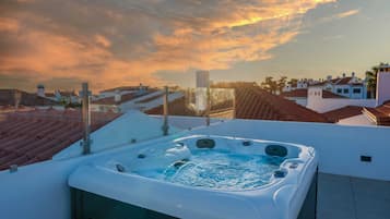 室外 SPA 浴缸