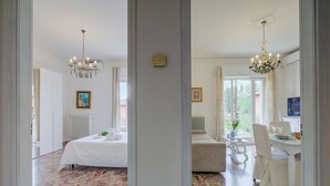 Appartamento familiare, camere multiple (Casa Milly) | 2 camere, ferro/asse da stiro, Wi-Fi gratuito, lenzuola
