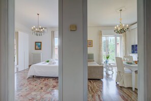 Family Apartment, Multiple Bedrooms (Casa Milly) | 2 bedrooms, iron/ironing board, free WiFi, bed sheets - Casa Milly (Desenzano del Garda)