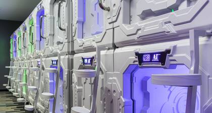 Art Seven Hostel Capsules