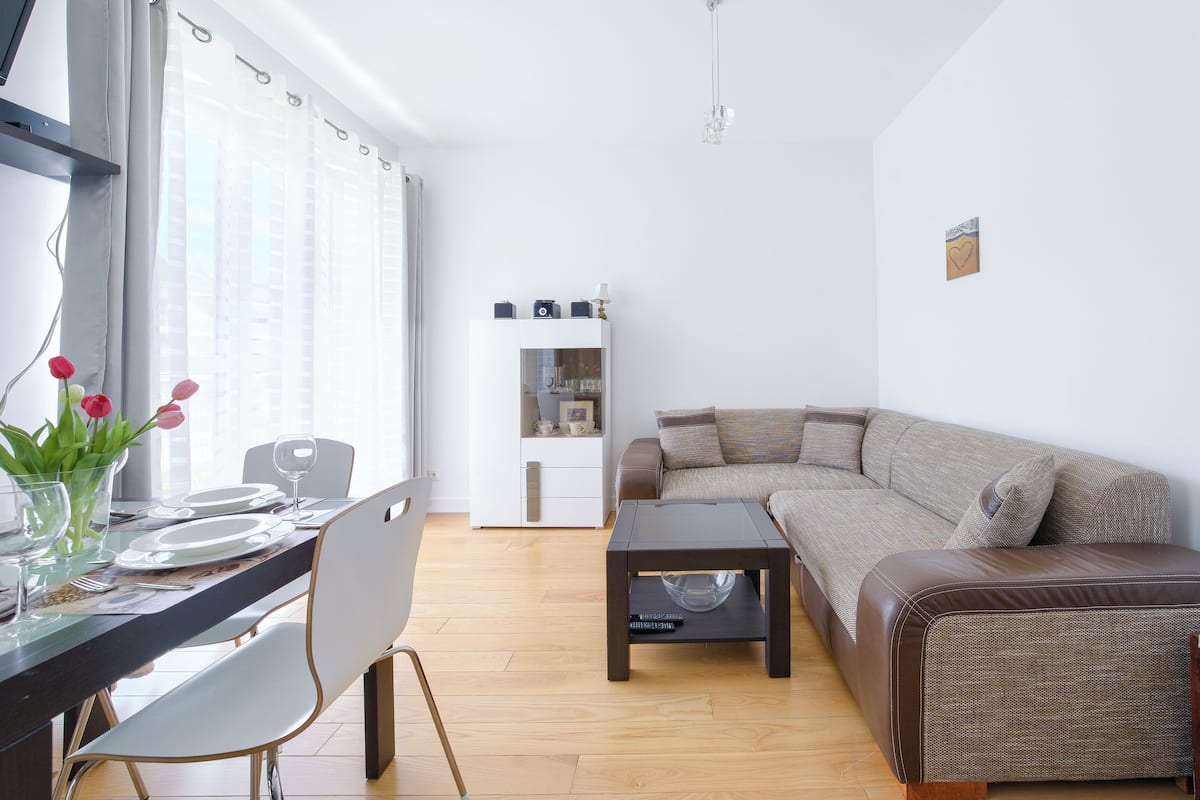 Apartament (10/25) | Área de sala de estar | Televisión de pantalla plana