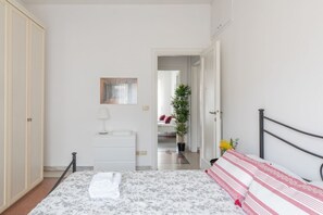 2 Schlafzimmer, Bügeleisen/Bügelbrett, WLAN, Bettwäsche