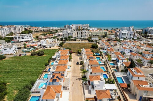 Villa 3 Chambres Central Pernera