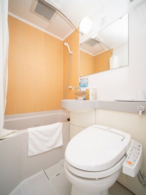 Combinazione doccia/vasca, set di cortesia gratuito, asciugacapelli