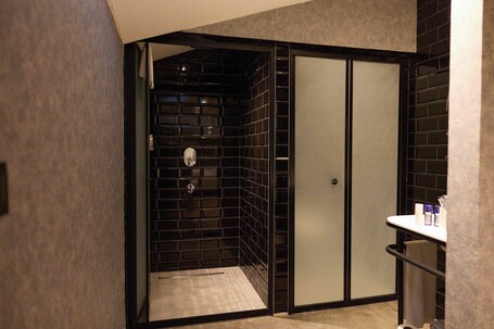 Avantgarde Urban Sisli - Image 42