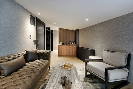 Avantgarde Urban Sisli - Image 1