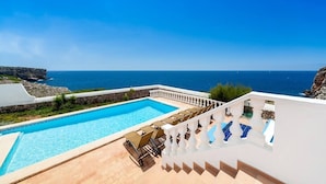 Outdoor pool - Villa ES Macar - Exceptional sea Views Next to the Beach (Mahón)