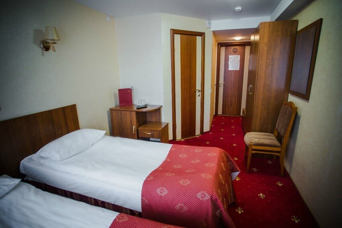 Standaard Twin kamer | Een bureau, gratis wifi, beddengoed