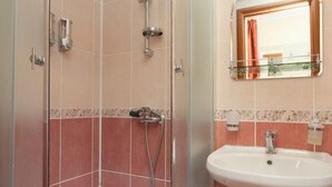 Chambre Double Affaires | Salle de bain